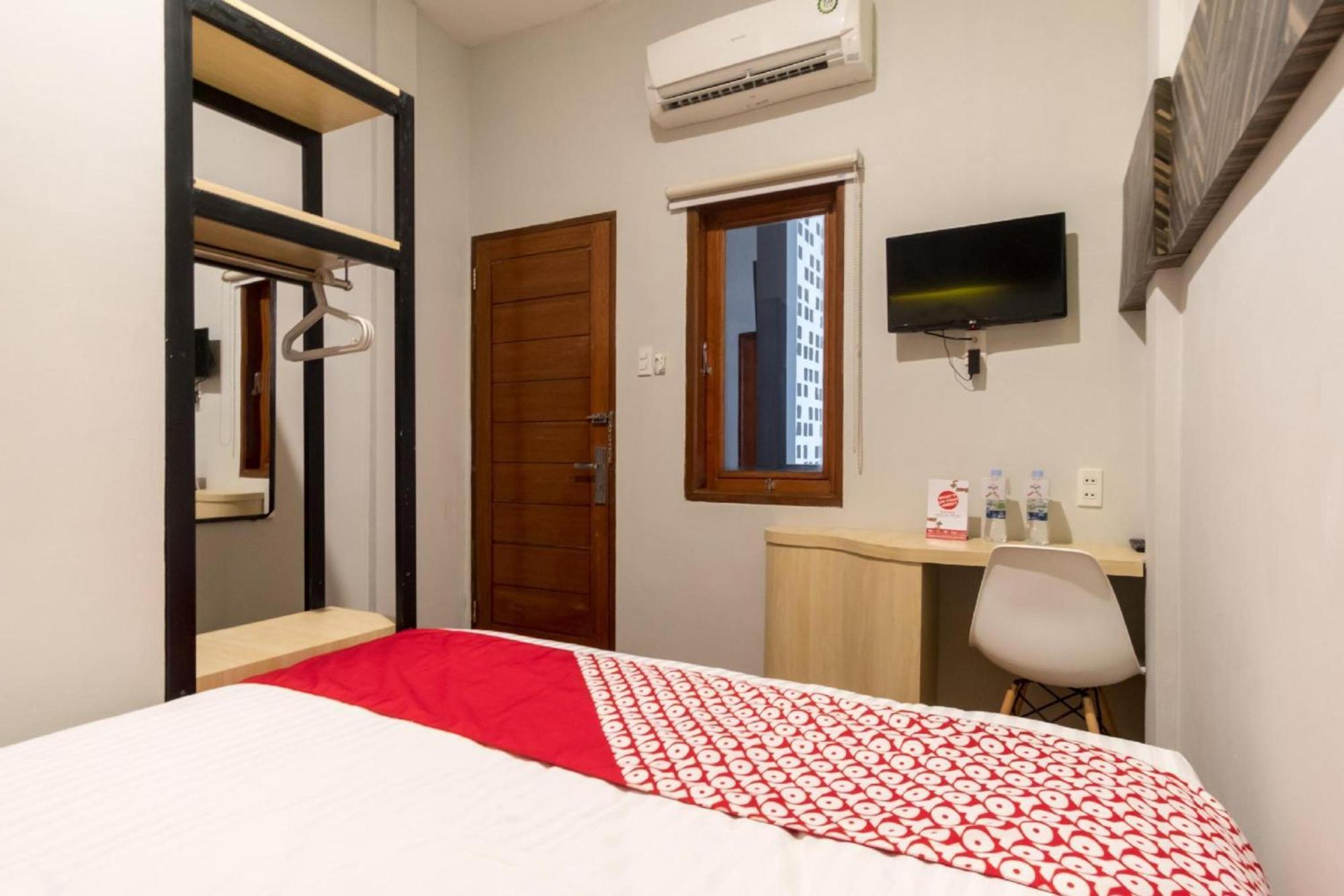 Super Oyo 456 Aljadid Guest House Medan Eksteriør billede