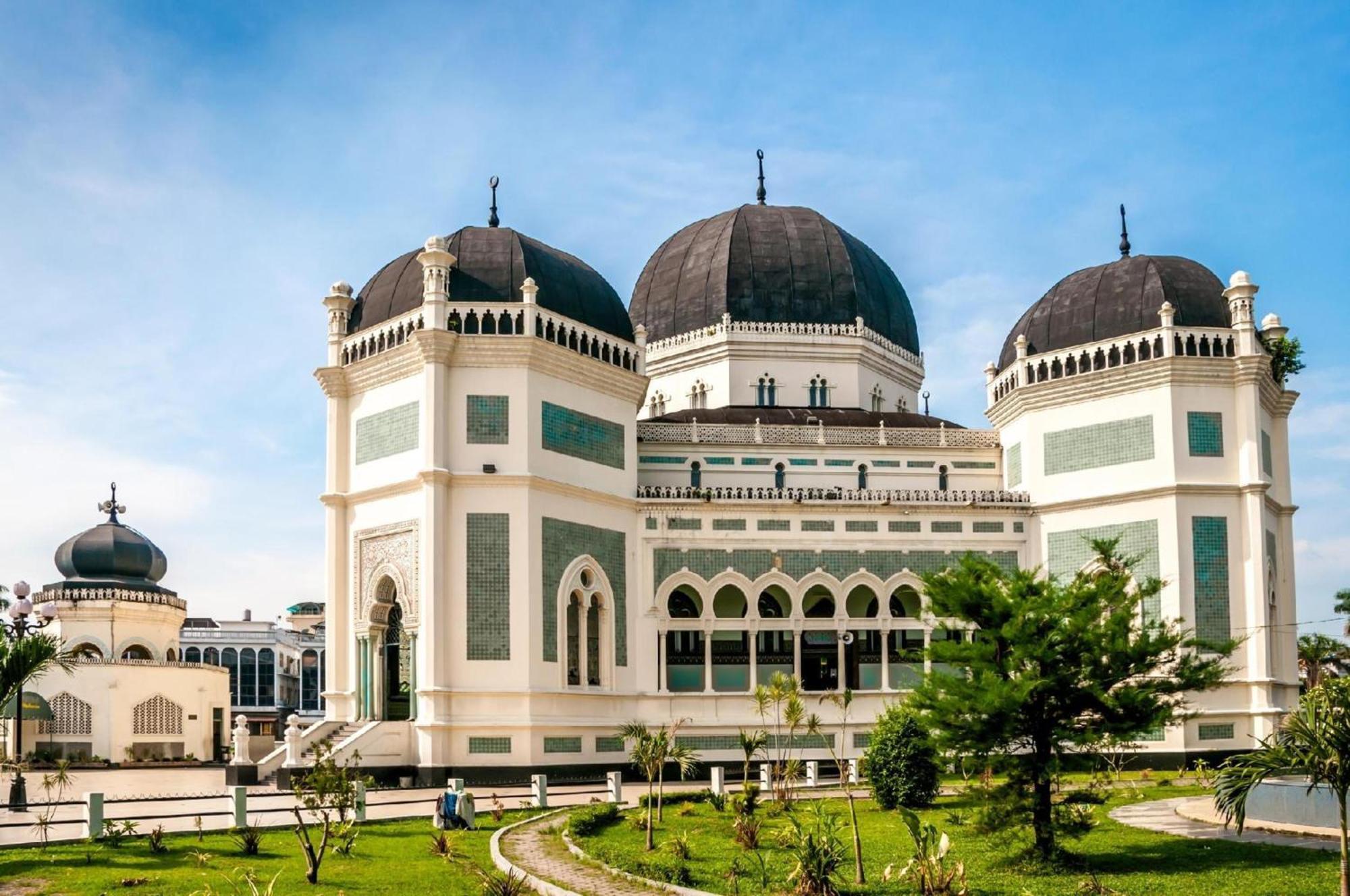 Super Oyo 456 Aljadid Guest House Medan Eksteriør billede